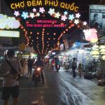 Lễ 30.4-1.5: Chợ đêm Phú Quốc ít người bán, du khách cũng lác đác Chợ đêm Phú Quốc khá vắng khách tối 30.4 /// ẢNH: HOÀNG TRUNG