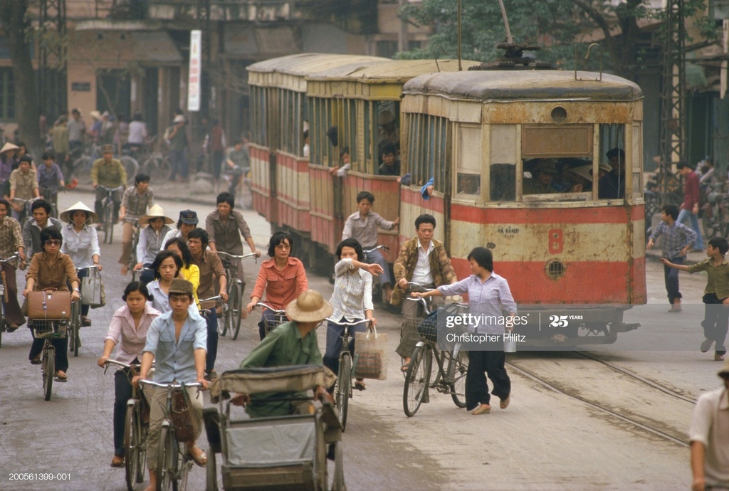 Khoanh khac Ha Noi 40 nam truoc hinh anh 7 gettyimages_200561399_001_2048x2048.jpg