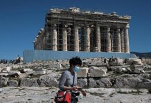 Sau tăng trưởng kỷ lục, dự báo du lịch Việt có năm tăng trưởng thấp chưa từng có Sau tăng trưởng kỷ lục, dự báo du lịch Việt có năm tăng trưởng thấp chưa từng có - Ảnh 1.