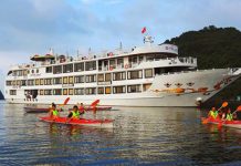 HĐND tỉnh Quảng Ninh thông qua nghị quyết về Combo kích cầu du lịch Tỉnh Quảng Ninh miễn vé tham quan vịnh Hạ Long trong ngày cho toàn bộ du khách /// Ảnh Lã Nghĩa Hiếu