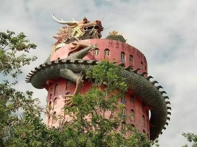 Ngôi đền có 1-0-2 ở Thái Lan, được bao quanh bởi một con rồng khổng lồ - 6