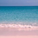 Những bãi biển màu hồng dành cho du khách ưa lãng mạn Những bãi biển màu hồng dành cho du khách ưa lãng mạn - 1