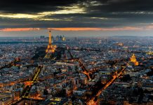 Nhiều nước châu Âu quyết “mạnh tay” để phục hồi du lịch Nhiều nước châu Âu quyết mạnh tay để phục hồi du lịch - Ảnh 1.