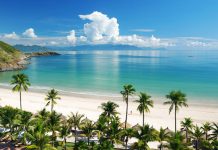 Kích cầu cho người Việt đi du lịch trong nước sau dịch Covid-19 Việt Nam có nhiều điểm đến tuyệt vời, xứng đáng kích cầu du lịch trong nước. /// Ảnh: VNA