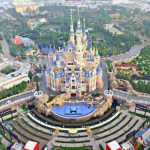 Chưa mở cửa trở lại, Disneyland Thượng Hải đã cháy vé Chưa mở cửa trở lại, Disneyland Thượng Hải đã cháy vé - Ảnh 1.