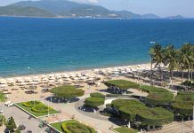 Hậu Covid-19, người đi du lịch Nha Trang Khánh Hòa sẽ được giảm giá tới 50% Một góc bãi biển Nha Trang /// Ảnh: Nguyễn Chung