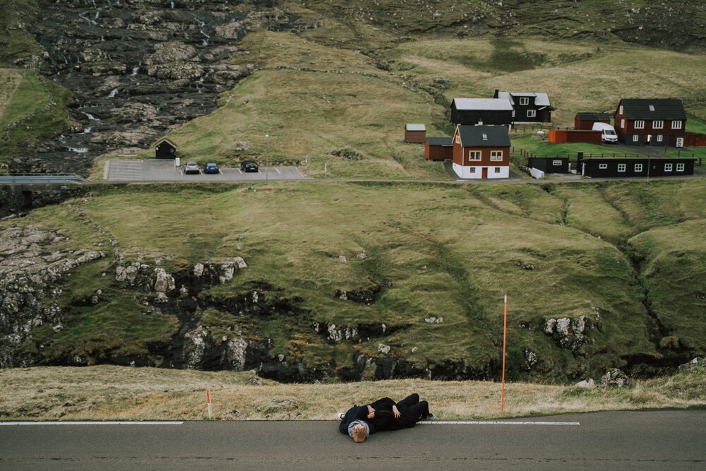 Cuoc song giau o hon dao quanh nam mua bao hinh anh 7 Tu_Nguyen_Destination_Wedding_Photographer_Faroe_Islands_Elopement_Fiona_Alexia_117.jpg