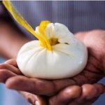 CNN ca ngợi Đà Lạt sản xuất phô mai thuộc hàng ngon nhất châu Á Phô mai được sản xuất tại Đà Lạt thuộc hàng ngon nhất châu Á /// Ảnh: Chụp màn hình CNN