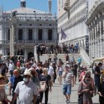 Tây Ban Nha, Ý cho phép du khách EU, khối Schengen và Anh nhập cảnh không cách ly Tây Ban Nha, Ý cho phép du khách EU, khối Schengen và Anh nhập cảnh không cách ly - Ảnh 1.