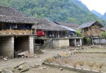 Ngao du non nước nơi có thác Bản Giốc, bất ngờ những làng nghề truyền đời sau Làng làm hương Phia Thắp ở Cao Bằng rất độc đáo vì làm thủ công