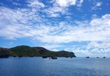 Thong dong Côn Đảo những ngày hè đẹp nhất trong năm Thong dong Côn Đảo những ngày hè đẹp nhất trong năm - Ảnh 1.