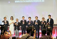 TP.HCM kích cầu du lịch, giảm giá sâu chưa từng có đến hết năm TP.HCM kích cầu du lịch, giảm giá sâu chưa từng có đến hết năm - Ảnh 2.