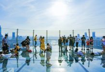 Độc đáo, cao ốc chọc trời nằm ngang tại Trung Quốc Độc đáo, cao ốc chọc trời nằm ngang tại Trung Quốc - Ảnh 1.