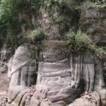 Tượng Phật hơn 1300 năm tuổi bất ngờ nổi lên trên mặt hồ Tượng Phật hơn 1300 năm tuổi bất ngờ nổi lên trên mặt hồ - 1