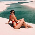 Hồ nước trong suốt giữa sa mạc mỗi năm xuất hiện một lần