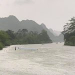 Lật thuyền ở chùa Hương vì cơn giông lớn lat thuyen chua huong anh 1