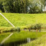 Cây cầu tàng hình, có đài phun nước dài nhất thế giới Nhung cay cau noi tieng anh 1