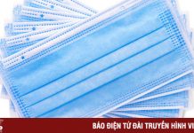 Loạn giá khẩu trang y tế