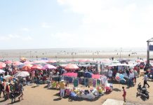 Đánh thức tiềm năng du lịch miền biển Thạnh Phú Huyện Thạnh Phú phấn đấu thu hút 2,5 triệu lượt du khách đến bãi biển du lịch sinh thái trong nhiệm kỳ tới /// Ảnh: B.B