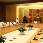 Chuyên gia khuyến nghị người dân hạn chế ra ngoài dien bien dich Covid-19 anh 1