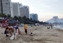 Du lịch biển Nha Trang đông khách trở lại Du lịch biển Nha Trang đông khách trở lại