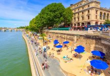 Trải nghiệm độc đáo rạp chiếu phim trên nước tại Pháp Trải nghiệm độc đáo rạp chiếu phim trên nước tại Pháp - Ảnh 1.