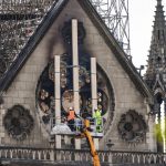 Bỏ qua hàng trăm thiết kế mới, Nhà thờ Đức Bà vẫn sẽ được phục hồi theo hình dáng ban đầu Bỏ qua hàng trăm thiết kế mới, Nhà thờ Đức Bà vẫn sẽ được phục hồi theo hình dáng ban đầu - Ảnh 1.