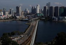 Singapore và Malaysia sẽ mở cửa du lịch từ tháng 8 Singapore và Malaysia sẽ mở cửa du lịch từ tháng 8 - Ảnh 1.