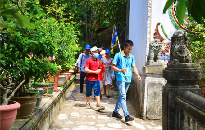 Sau ca nghi nhiễm Covid-19 trong cộng đồng: Công ty du lịch 'sốc', dời tour Đà Nẵng - ảnh 3