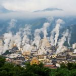 Thị trấn có 2.000 suối nước nóng, bốc hơi cả ngày