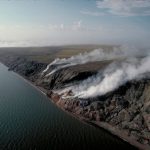 Bí ẩn đằng sau những ngọn đồi tự bốc khói hàng thế kỷ ngon doi tu boc khoi anh 1