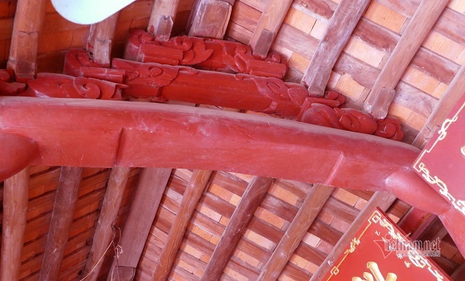 Cổ vật quý trong ngôi nhà trăm tuổi ở Hà Nội, cả dòng họ bảo vệ