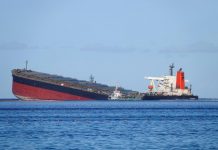 Tàu chở 4.000 tấn dầu vỡ đôi ở nơi nhạy cảm trên Ấn Độ Dương vo tau cho dau anh 1