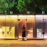 Bạn có dám dùng toilet trong suốt này không?