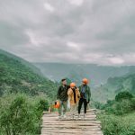 Du lịch mùa dịch: Trải nghiệm mới mẻ từ Tây Nguyên đến Hà Giang Anh Lập và những người bạn tại Hà Giang /// ẢNH: NVCC