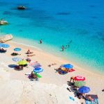 Khách du lịch bị mất gần 30 triệu chỉ vì túi cát biển