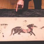 Chiêm ngưỡng tranh cuộn Trung Hoa 700 năm tuổi trị giá Hơn 213 tỷ VND Chiêm ngưỡng tranh cuộn Trung Hoa 700 năm tuổi trị giá Hơn 213 tỷ VND - Ảnh 1.