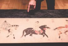 Chiêm ngưỡng tranh cuộn Trung Hoa 700 năm tuổi trị giá Hơn 213 tỷ VND Chiêm ngưỡng tranh cuộn Trung Hoa 700 năm tuổi trị giá Hơn 213 tỷ VND - Ảnh 1.