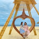 Điểm check-in Kỳ Co bị quật đổ trong bão số 9 Ky Co tan hoang sau bao anh 1