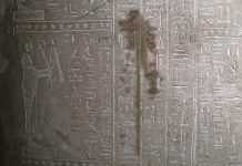 Những lần du khách phá hoại điểm du lịch trên thế giới du khach pha hoai diem du lich anh 1