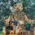 Tượng quái vật gỗ ở Đà Lạt vuon hong nha Tom anh 1