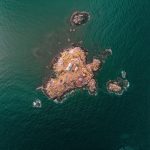 Ngọn hải đăng hóa khách sạn sang trọng giữa biển khach san sang trong anh 1