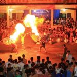 Ngôi làng từ trẻ đến già đều biết múa sư tử, thổi lửa Ngôi làng từ trẻ đến già đều biết múa sư tử, thổi lửa - Ảnh 1.