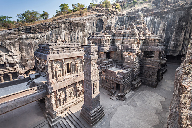 Khám phá hang động cổ đại nhất ở Ấn Độ - 5