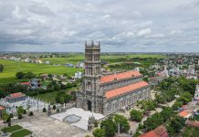 Đền Thánh Sa Châu – nhà thờ Nam Định đẹp uy nghi như ở trời Âu Đền Thánh Sa Châu - nhà thờ Nam Định đẹp uy nghi như ở trời Âu - Ảnh 1.