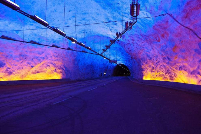 Choáng váng với kiến trúc của 10 đường hầm “độc lạ” nhất thế giới - Ảnh 3.