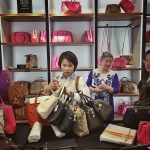 Giải cứu nghề buôn hàng xách tay buon hang xach tay Trung Quoc anh 1