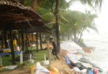 ‘Tốn bao nhiêu tiền của cũng phải cứu bằng được biển Hội An’ Tốn bao nhiêu tiền của cũng phải cứu bằng được biển Hội An - Ảnh 1.