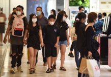 Doanh nghiệp và khách hàng cùng… hồi hộp với tour tết Doanh nghiệp và khách hàng cùng... hồi hộp với tour tết - Ảnh 1.