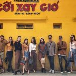 Giới trẻ xếp hàng chụp ảnh trước khi bức tường Cối Xay Gió bị xóa sổ Giới trẻ xếp hàng chụp ảnh trước khi bức tường Cối Xay Gió bị xóa sổ